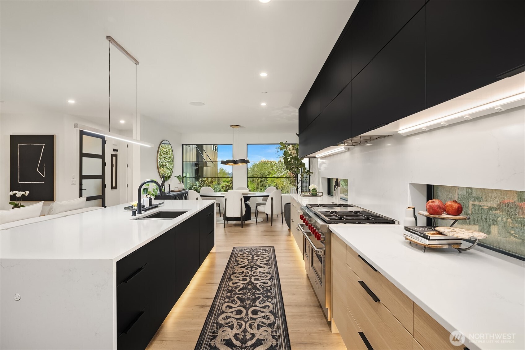 7826 115th Place NE, Kirkland, WA 98033