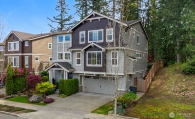 23331 SE 4th Place , Sammamish, WA 98074-7370 - Photo 2