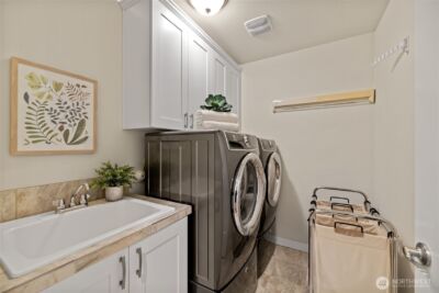 23331 SE 4th Place , Sammamish, WA 98074-7370 - Photo 27
