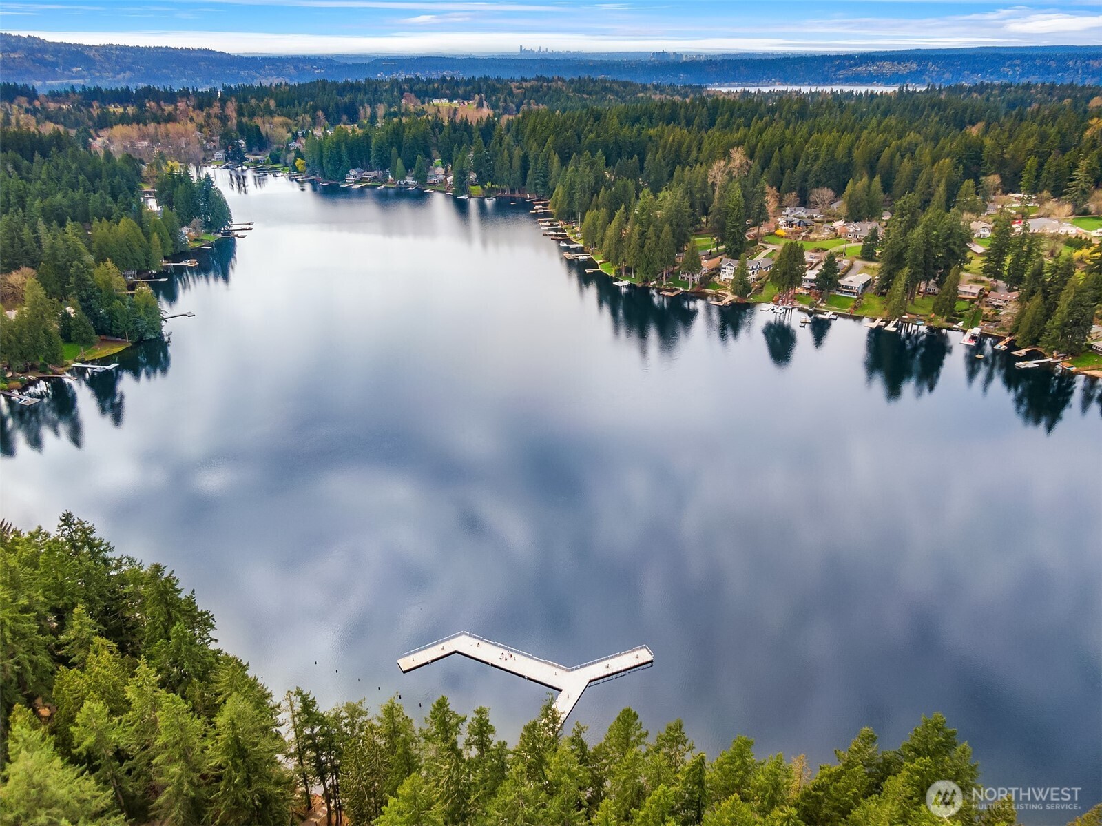 23331 SE 4th Place , Sammamish, WA 98074-7370