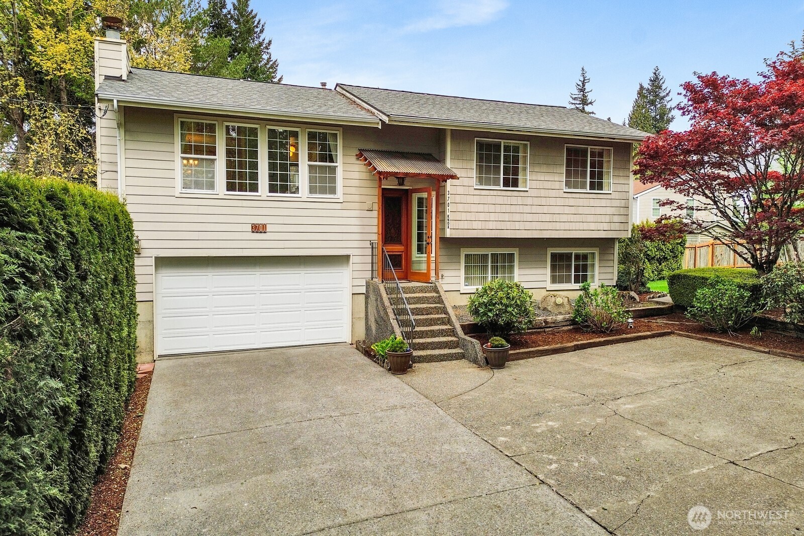 3701 Knox Avenue , Bellingham, WA 98229