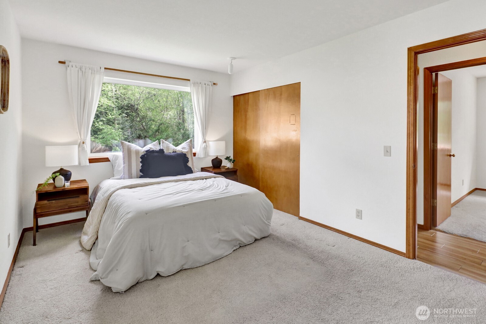 3701 Knox Avenue , Bellingham, WA 98229