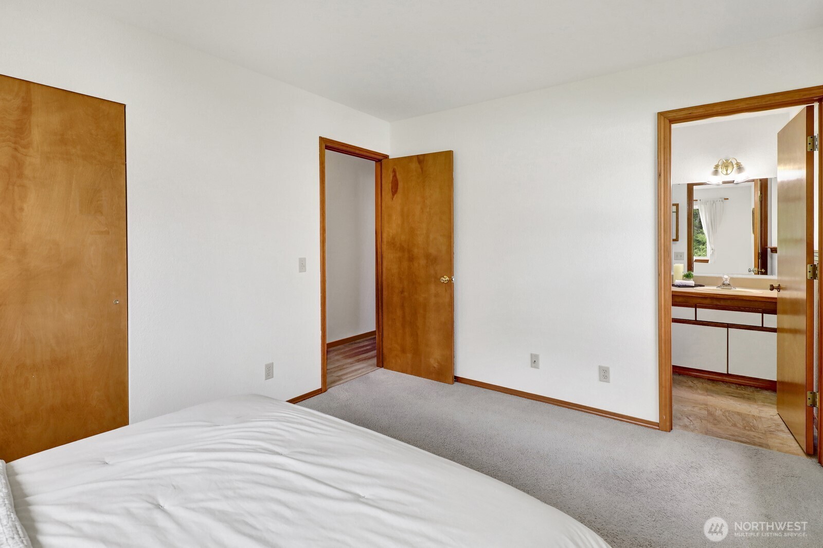 3701 Knox Avenue , Bellingham, WA 98229