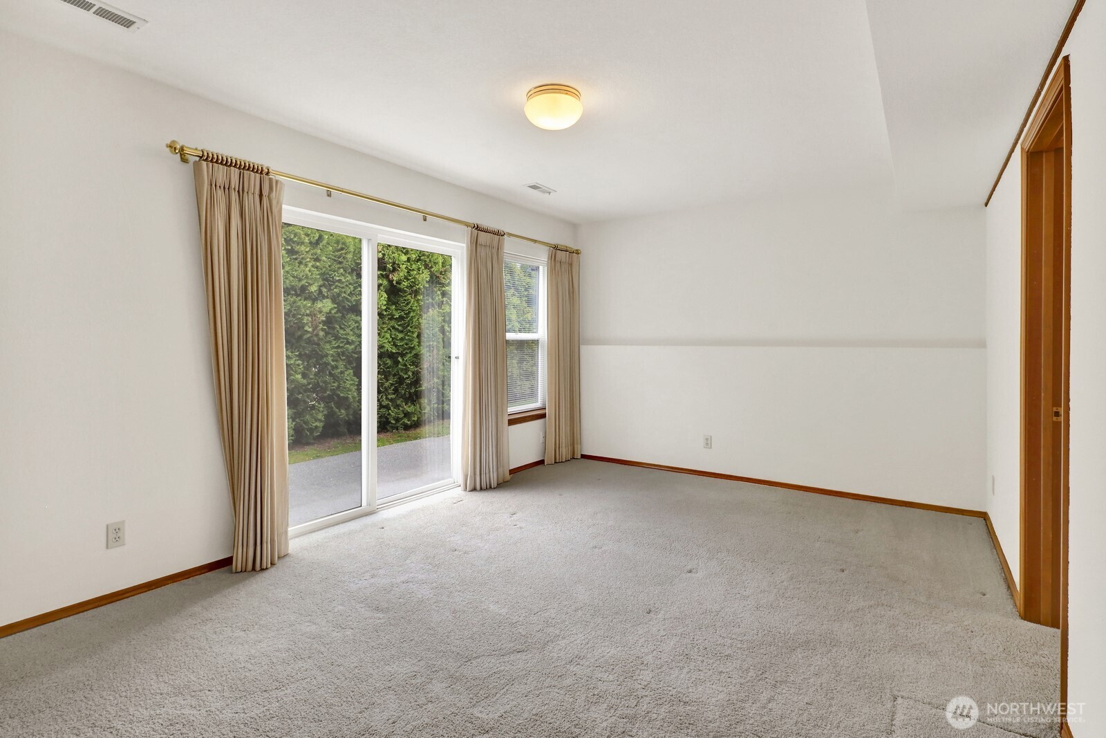 3701 Knox Avenue , Bellingham, WA 98229