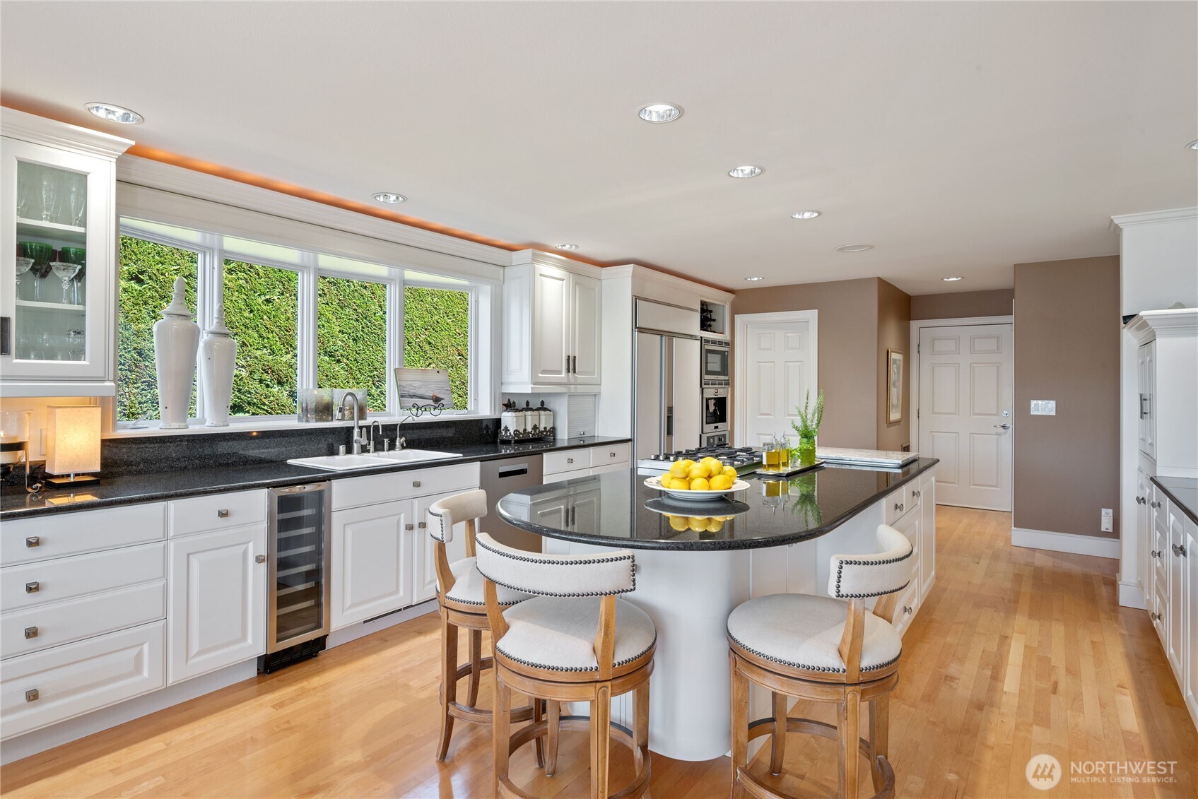 1303 Lakehurst Drive , Bremerton, WA 98312