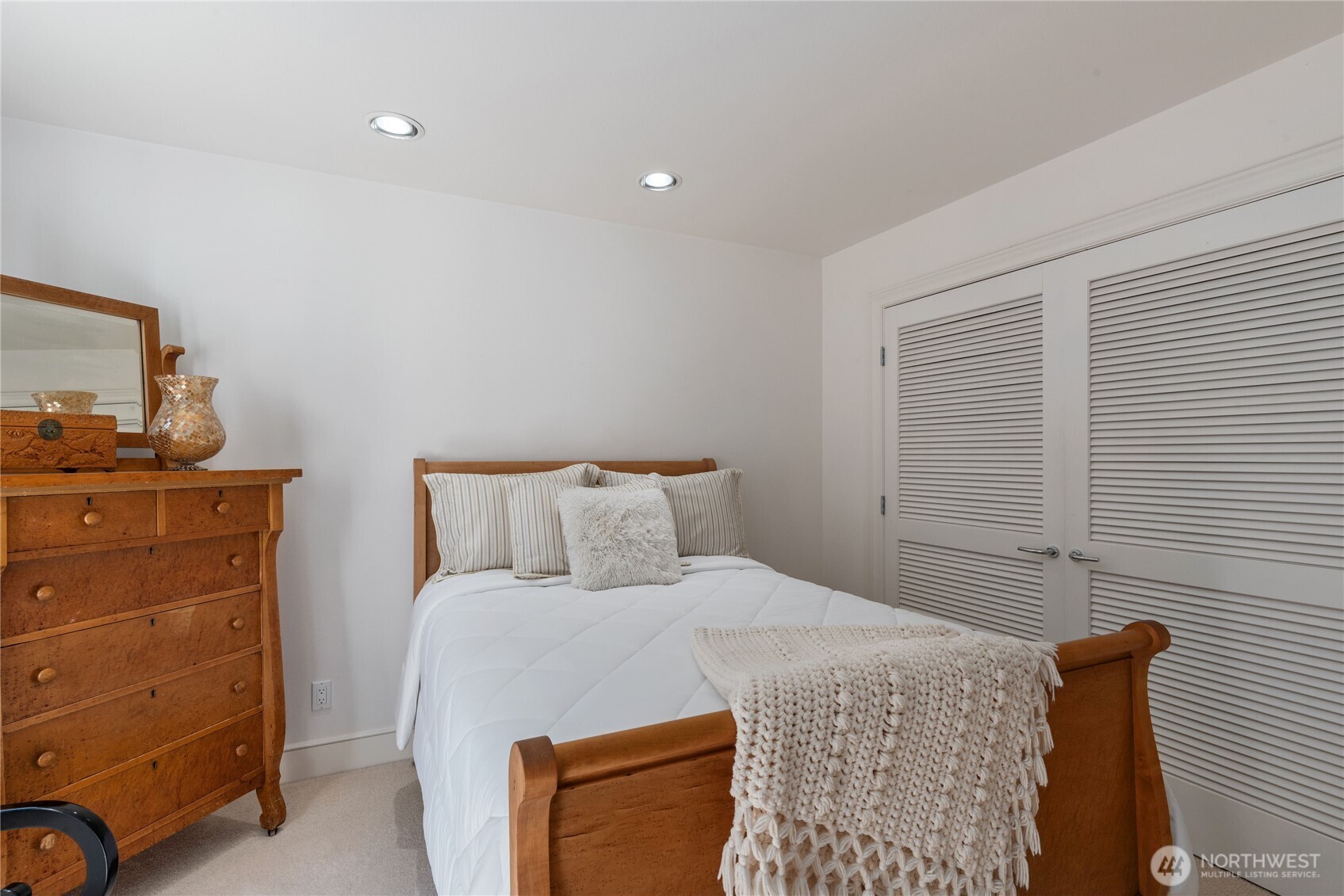 1303 Lakehurst Drive , Bremerton, WA 98312