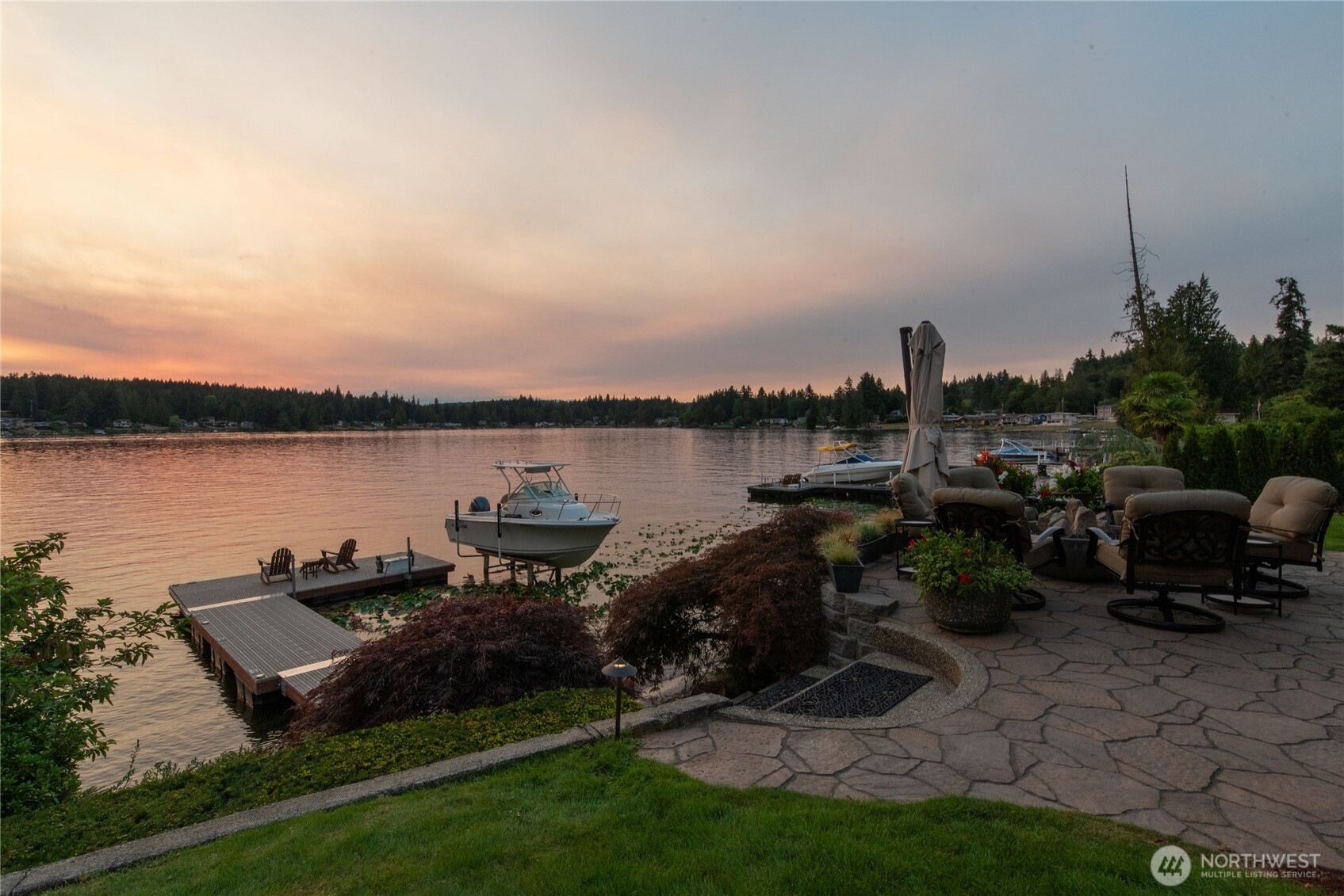 1303 Lakehurst Drive , Bremerton, WA 98312
