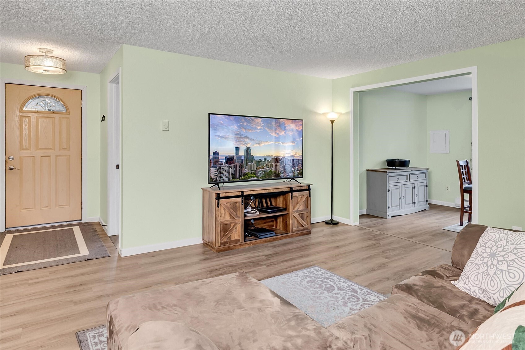5617 322nd Avenue NE, Carnation, WA 98014