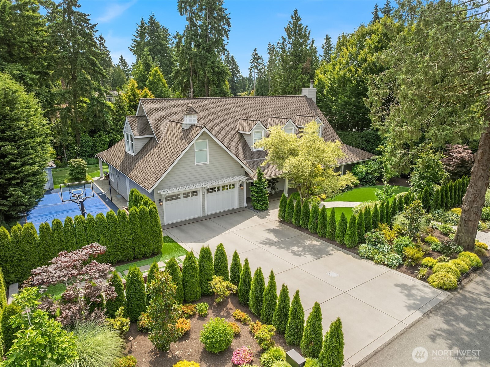 2042 77th Avenue NE, Medina, WA 98039