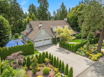 2042 77th Avenue NE, Medina, WA 98039 - Photo 2