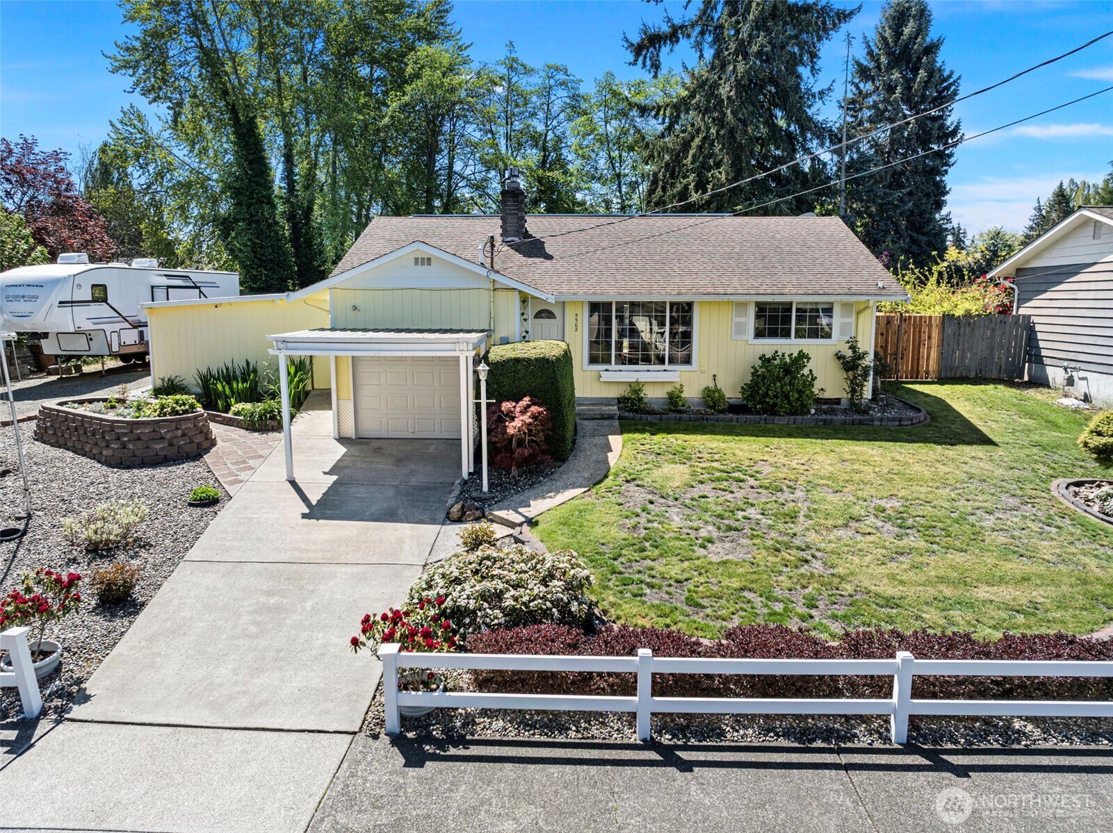 5502 N 42nd Street , Tacoma, WA 98407