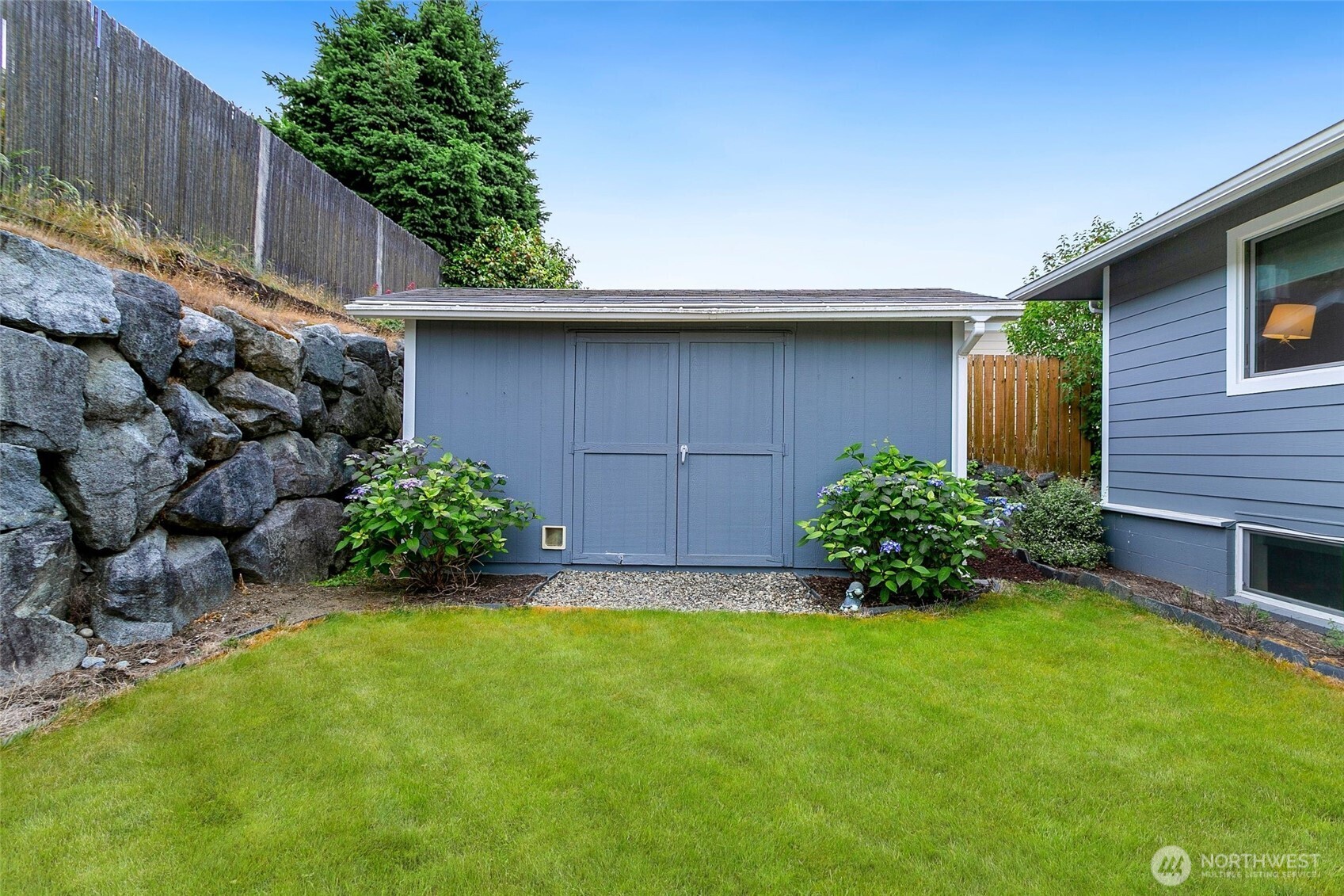 5539 Frances Avenue NE, Tacoma, WA 98422-1422