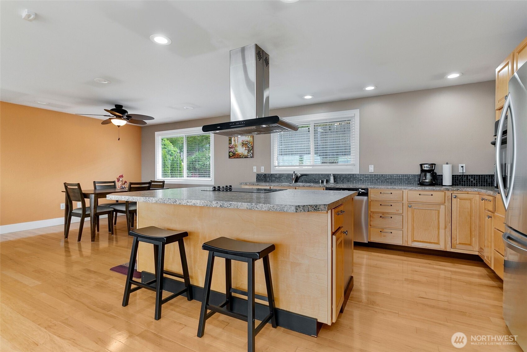 5539 Frances Avenue NE, Tacoma, WA 98422-1422