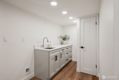 8711 28th Avenue NW, Seattle, WA 98117 - Photo 25