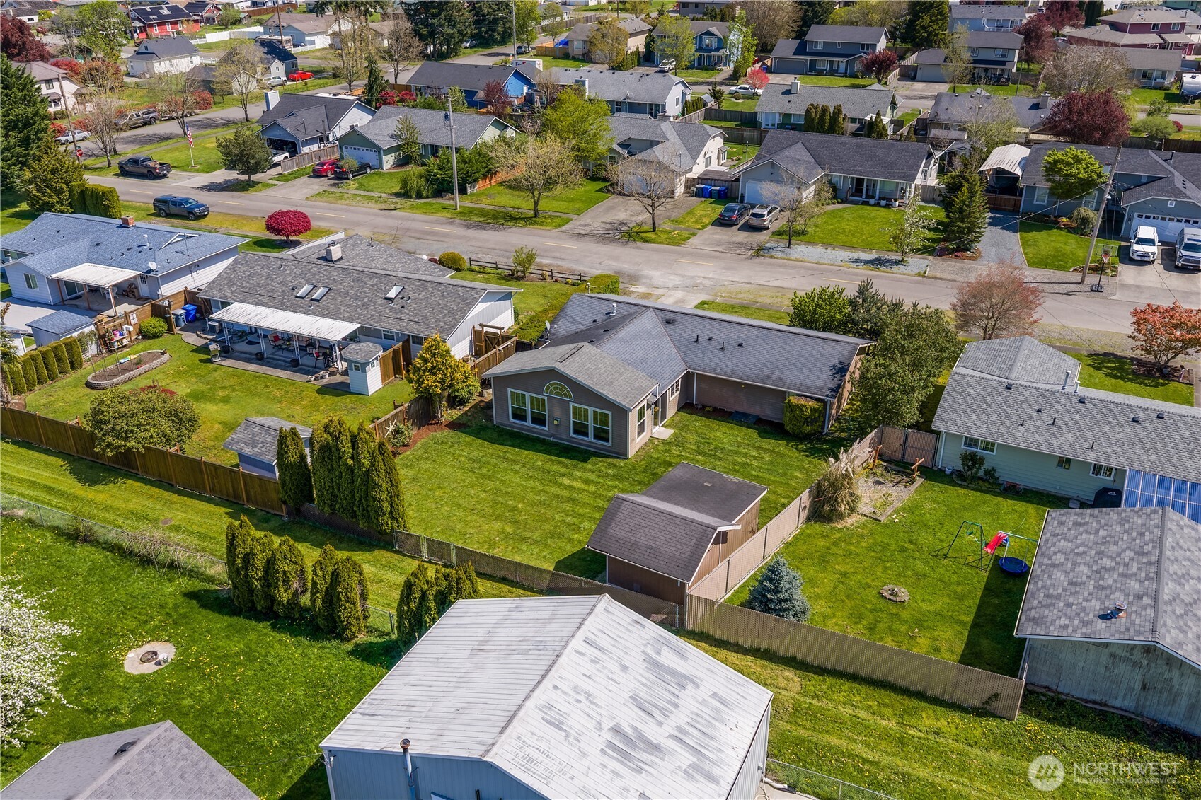 247 S D St , Buckley, WA 98321