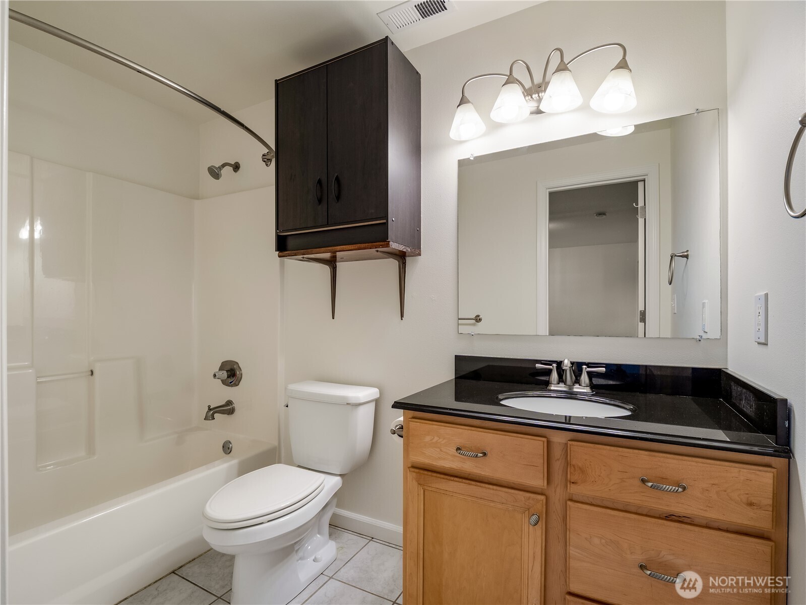 247 S D St , Buckley, WA 98321