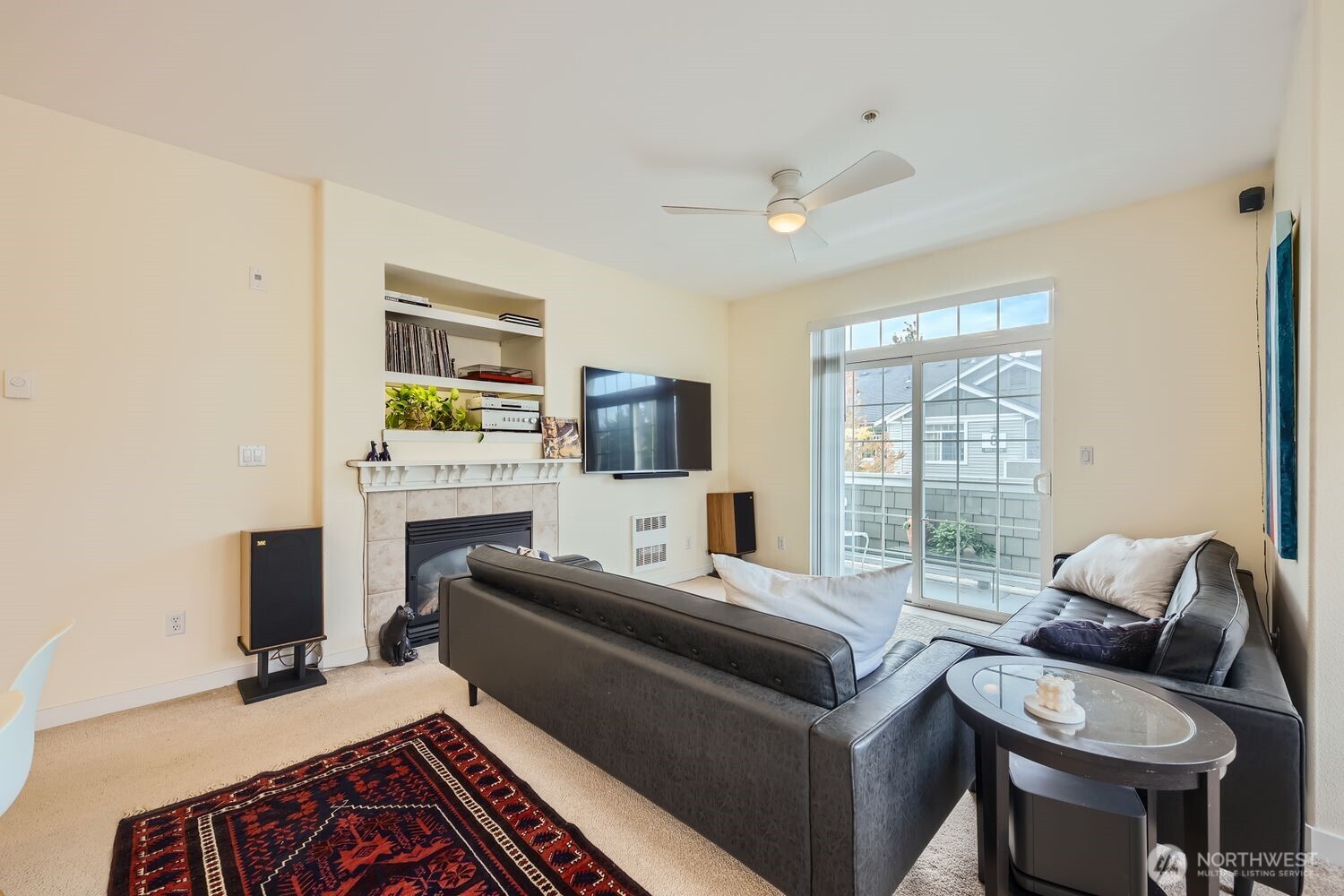 1855 Trossachs Blvd SE #705, Sammamish, WA 98075