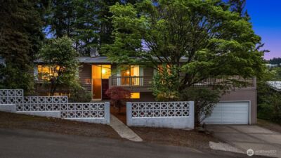 2814 129th Avenue SE, Bellevue, WA 98005 - Photo 2