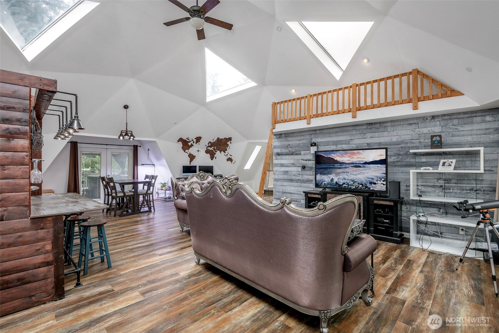 9203 Kootenai Drive , Anderson Island, WA 98303