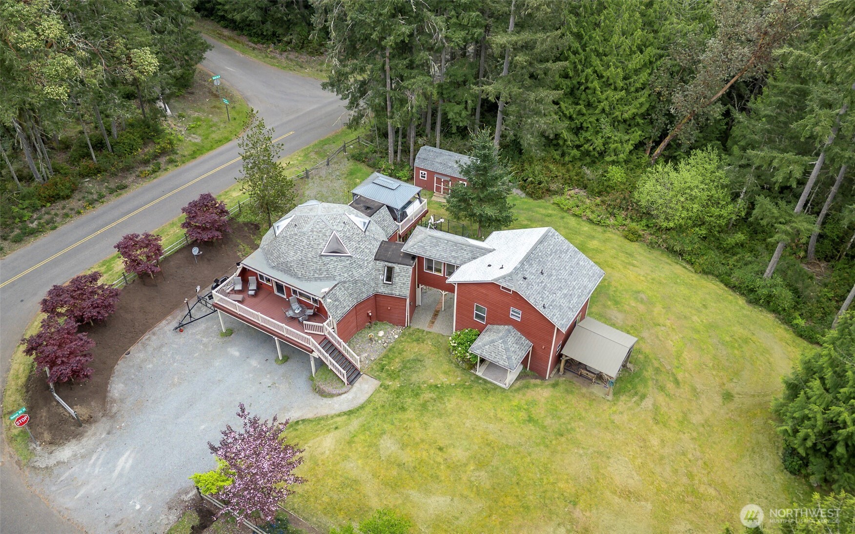 9203 Kootenai Drive , Anderson Island, WA 98303