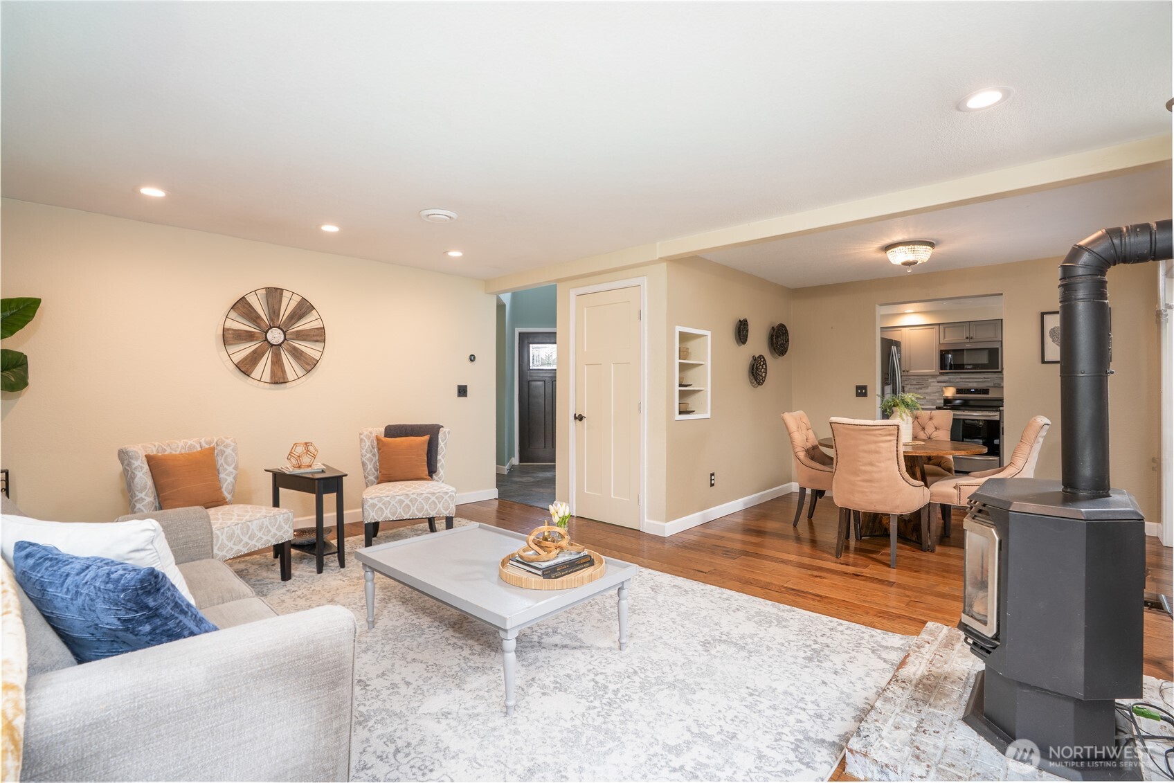 5026 Foxhall Drive NE, Olympia, WA 98516