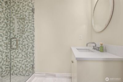 8105 Overlake Drive W, Medina, WA 98039 - Photo 25