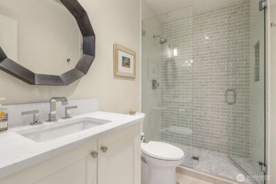 8105 Overlake Drive W, Medina, WA 98039 - Photo 31