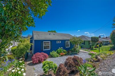 2822 23rd Avenue W, Seattle, WA 98199 - Photo 2