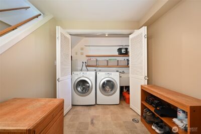 2822 23rd Avenue W, Seattle, WA 98199 - Photo 24