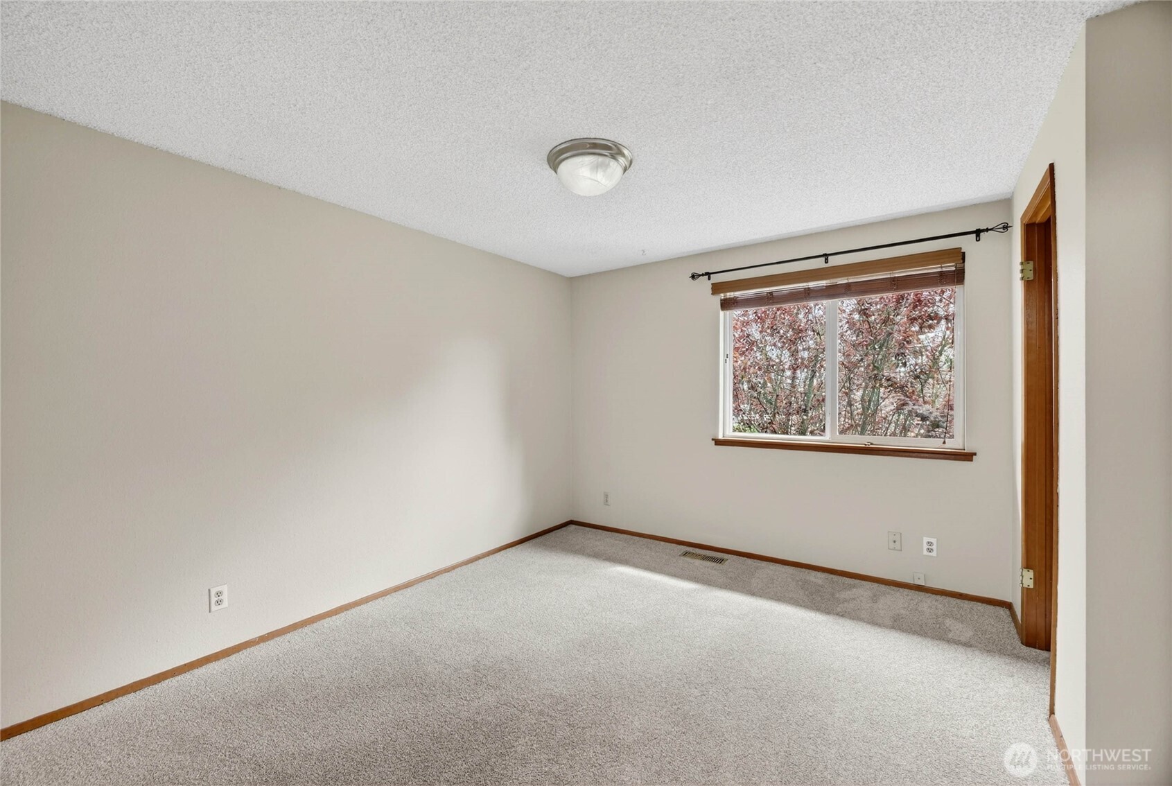 13459 SE 250th Court , Kent, WA 98042