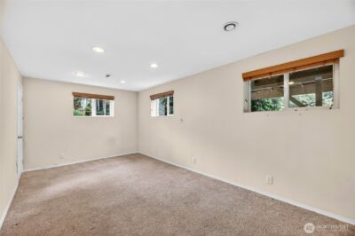 13459 SE 250th Court , Kent, WA 98042 - Photo 22