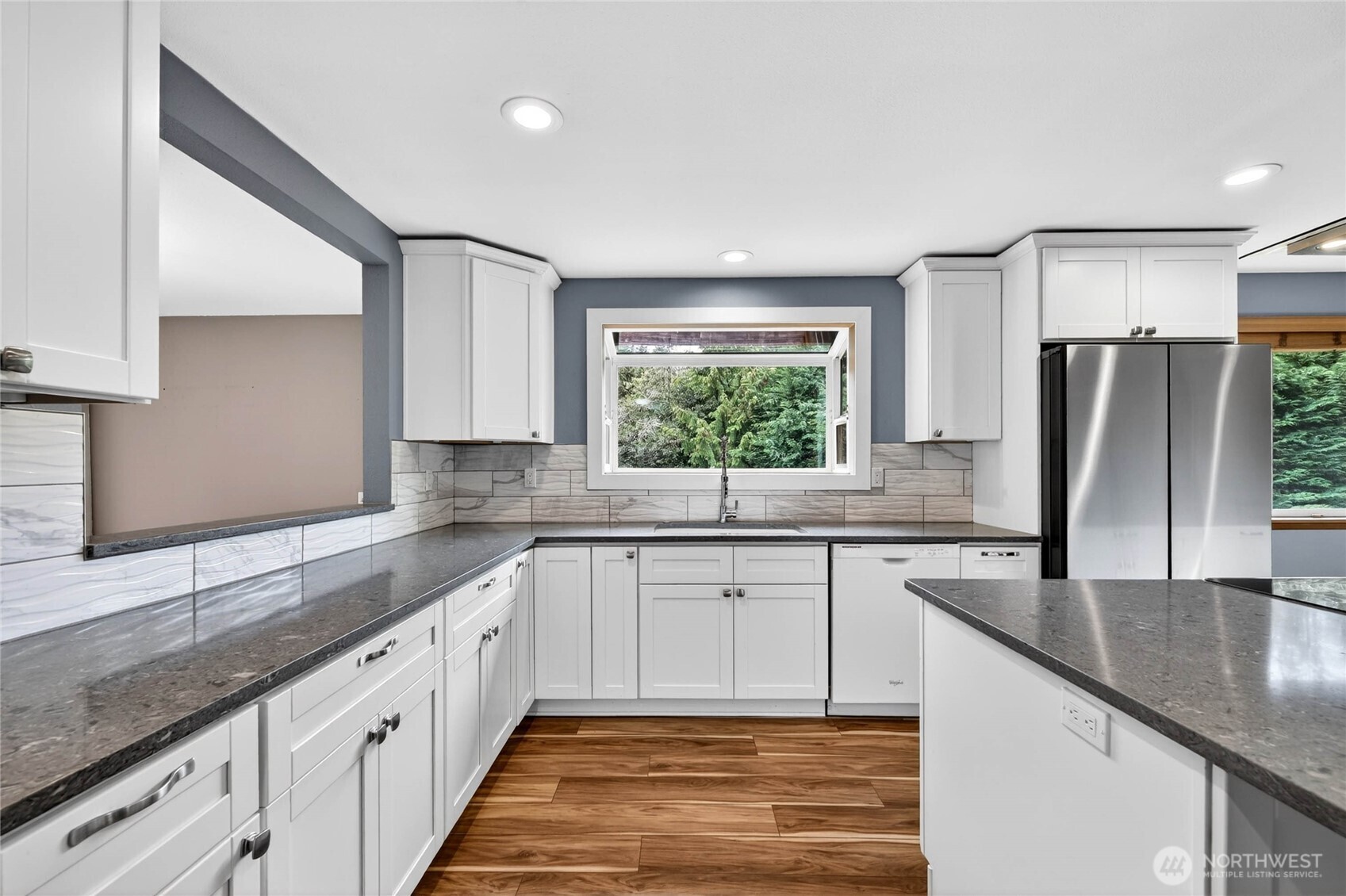 13459 SE 250th Court , Kent, WA 98042