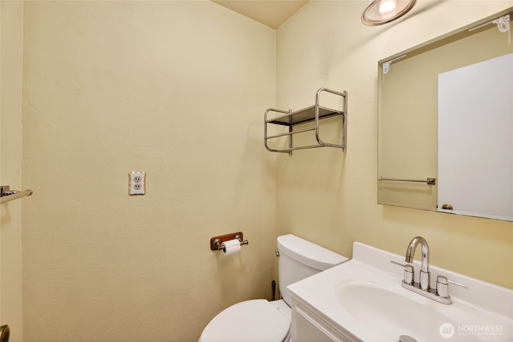 13459 SE 250th Court , Kent, WA 98042