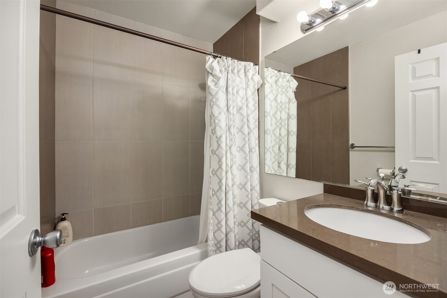 1100 N 31st Street , Renton, WA 98056