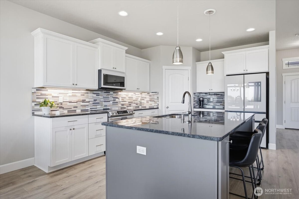 2652 W 44th Place , Kennewick, WA 99337
