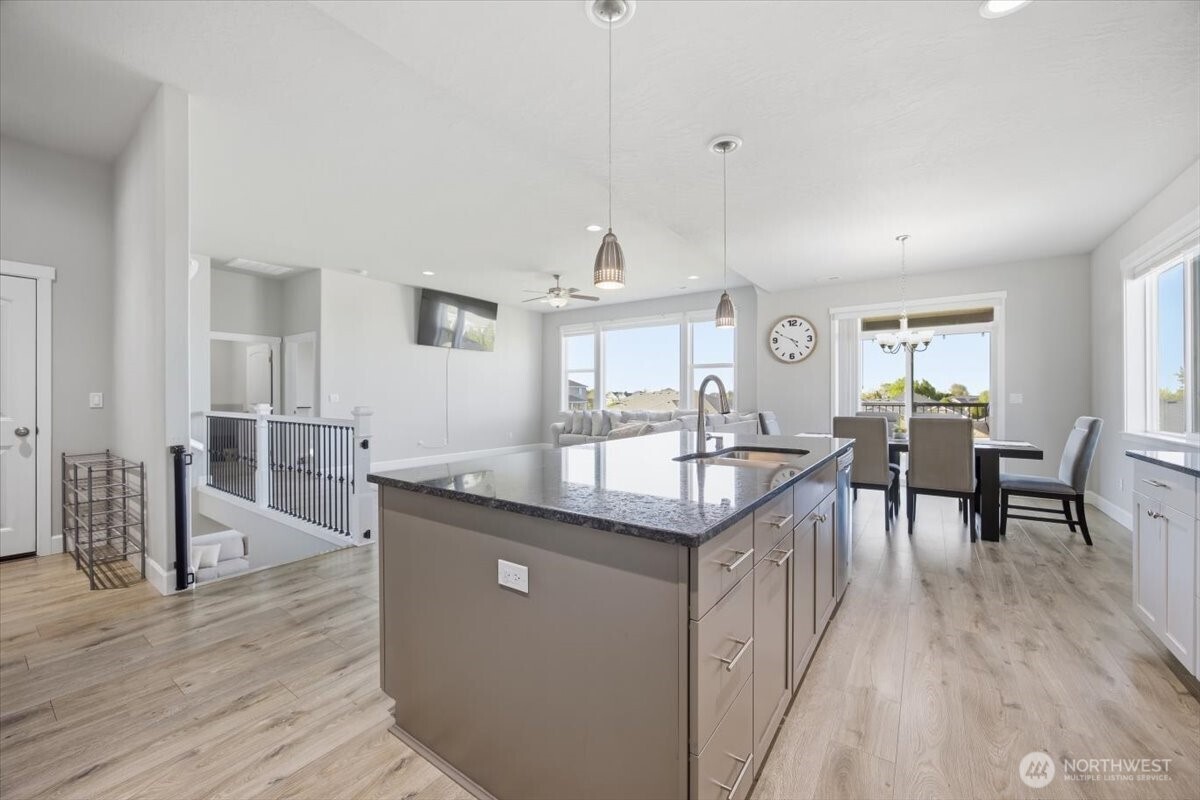2652 W 44th Place , Kennewick, WA 99337