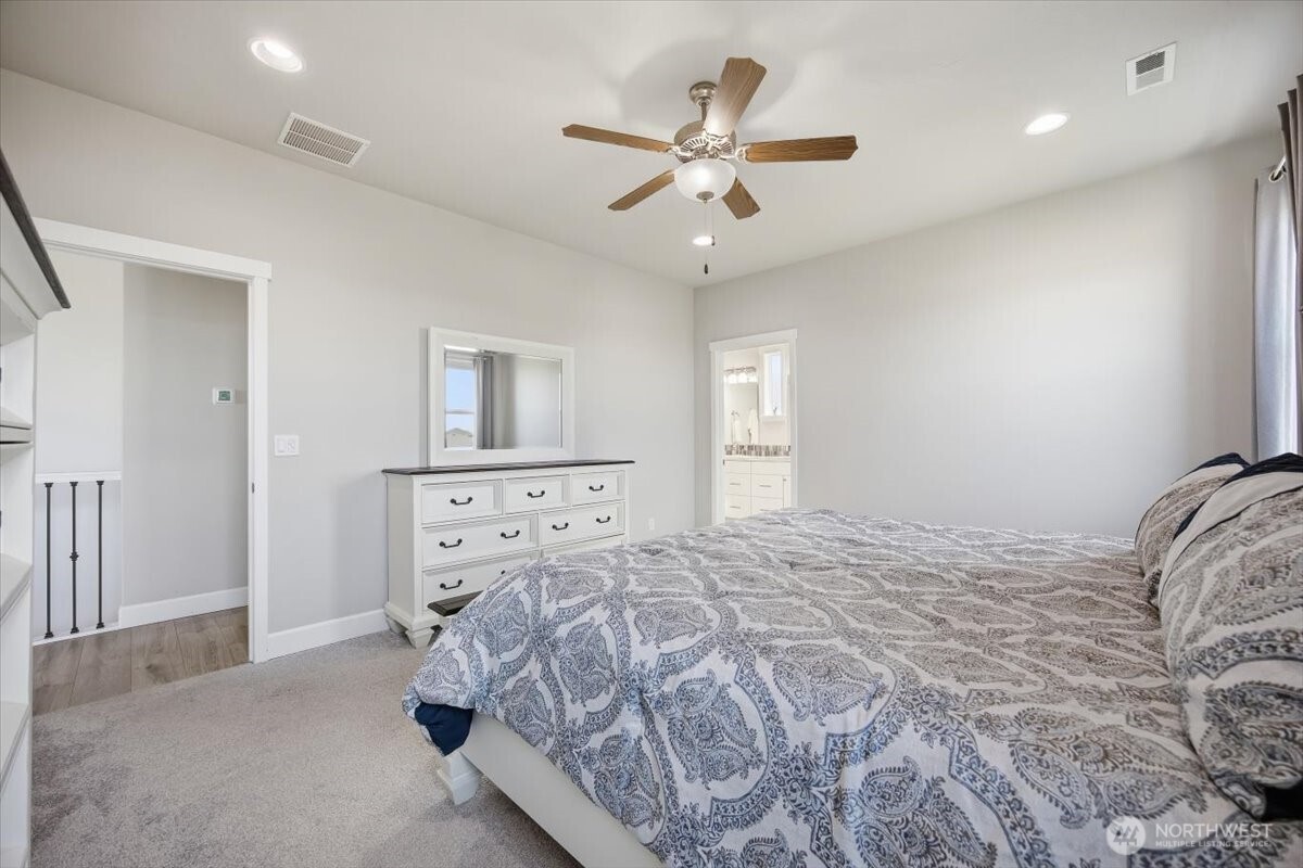 2652 W 44th Place , Kennewick, WA 99337