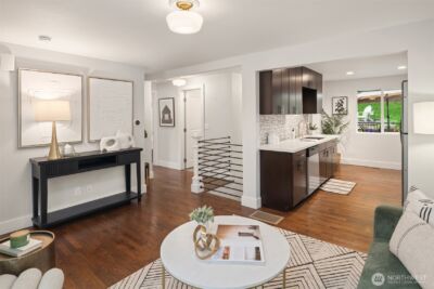 2011 NE 97th Street , Seattle, WA 98115 - Photo 3