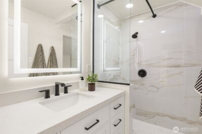917 N Lawrence Street , Tacoma, WA 98406 - Photo 23