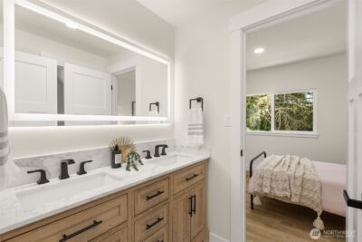 917 N Lawrence Street , Tacoma, WA 98406 - Photo 28