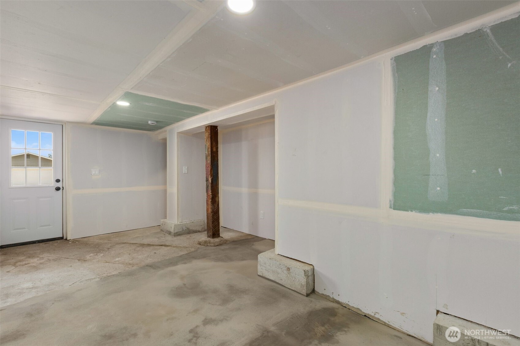 917 N Lawrence Street , Tacoma, WA 98406