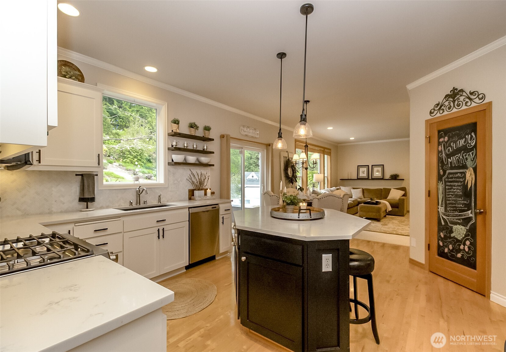 23406 148th Avenue SE, Woodinville, WA 98296