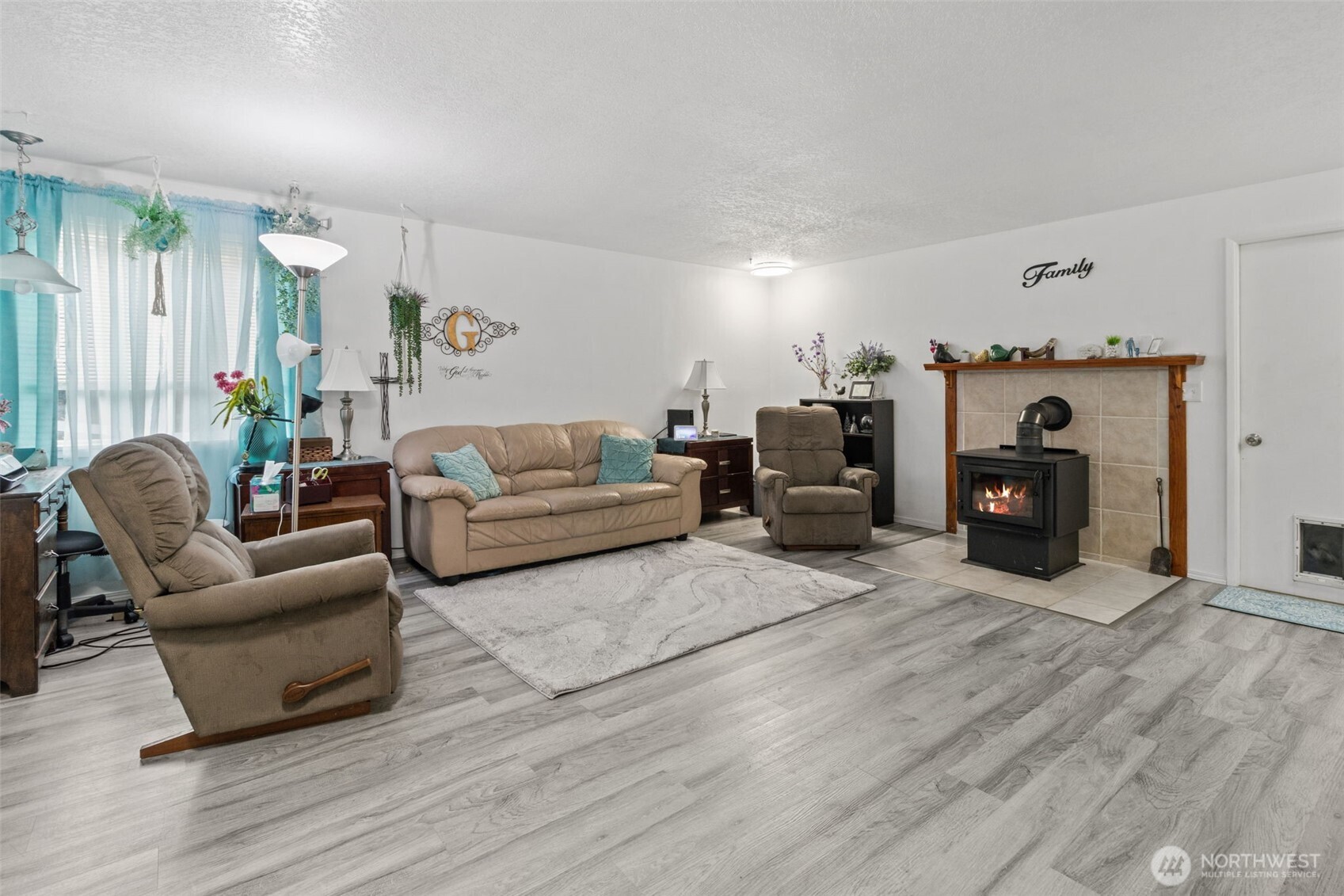 16716 16th Avenue Court E, Spanaway, WA 98387