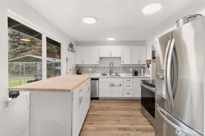 620 174th Street S, Spanaway, WA 98387 - Photo 8