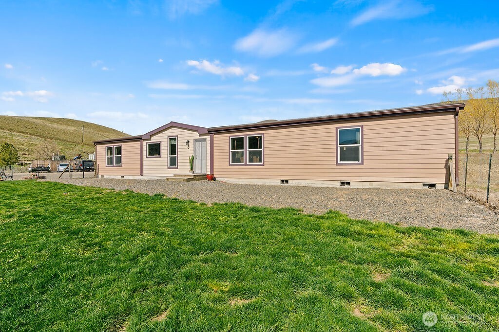 486 Elk Ridge Lane , Selah, WA 98942