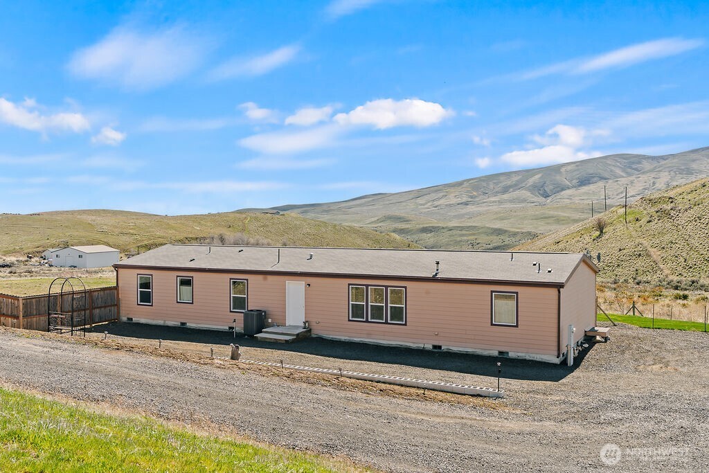 486 Elk Ridge Lane , Selah, WA 98942