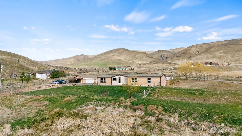 486 Elk Ridge Lane , Selah, WA 98942