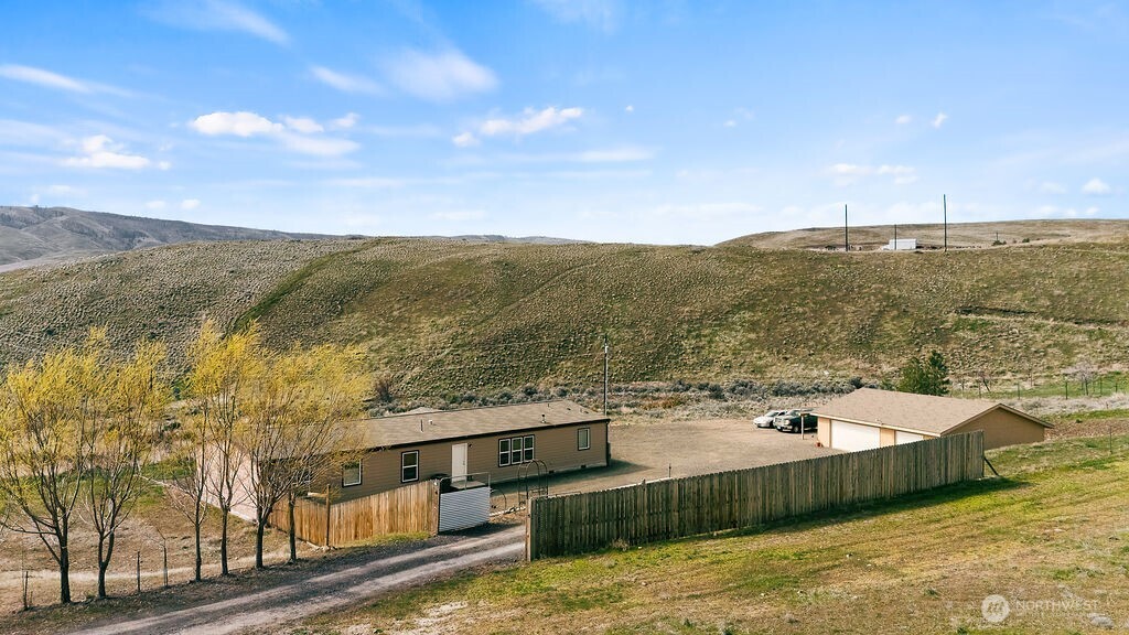 486 Elk Ridge Lane , Selah, WA 98942