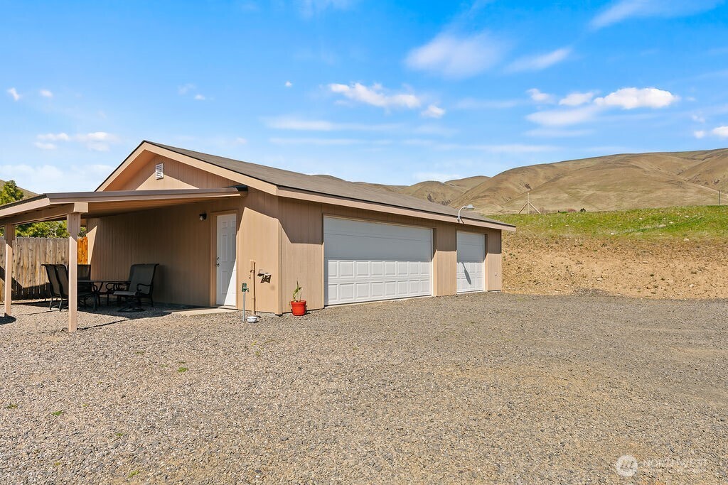 486 Elk Ridge Lane , Selah, WA 98942