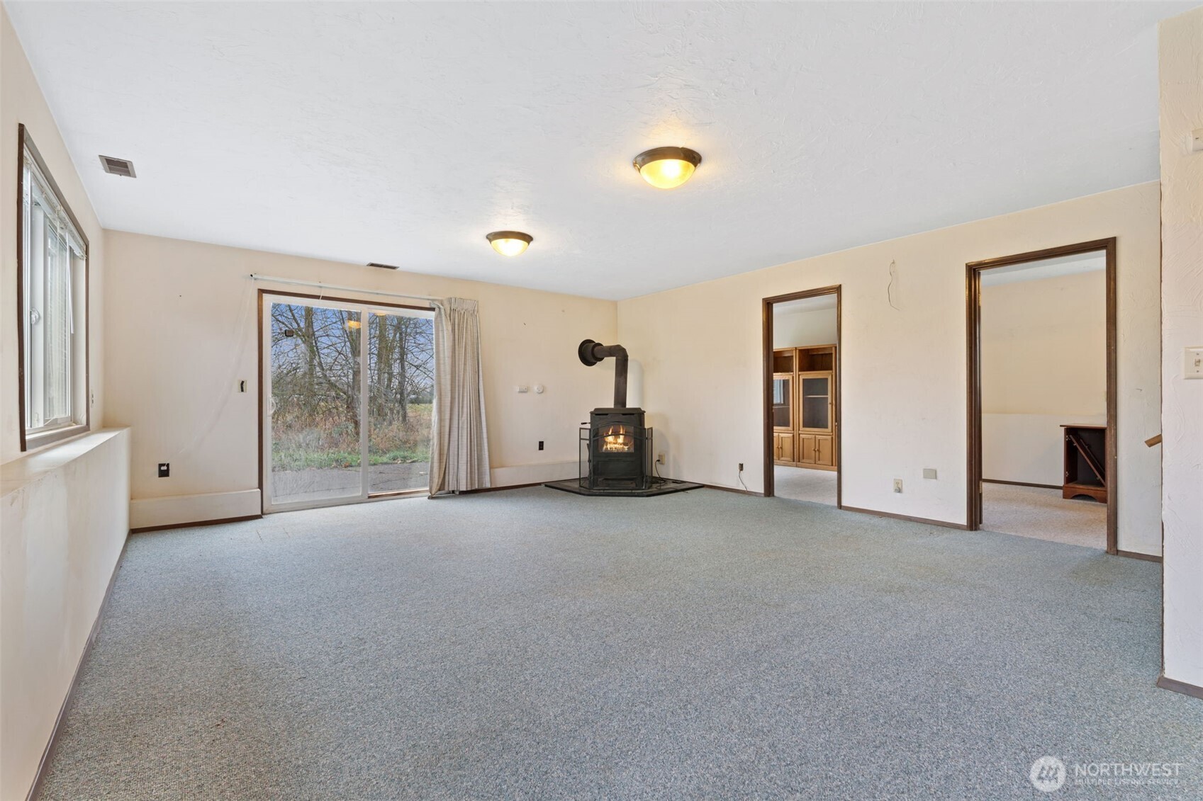 409 Shanklin Road , Onalaska, WA 98570